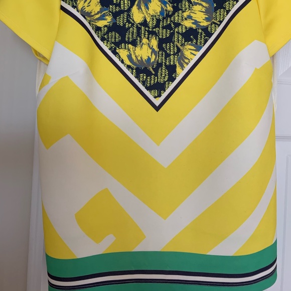 Patrizia Pepe t shirt in perfect condition - Picture 2 of 3